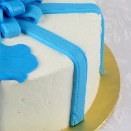 Blue Gift Packing Chocolate Cake