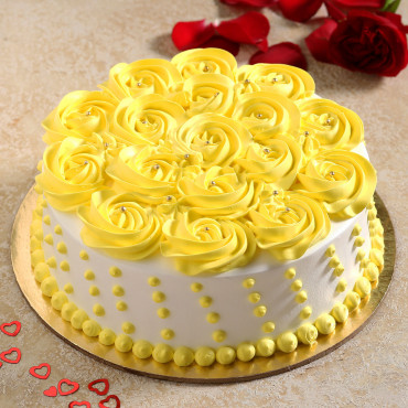 Bright Roses Chocolate Cream Cake