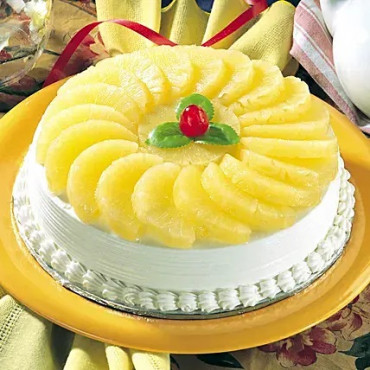 Fresh & Creamy Pineapple Cake