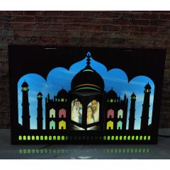 Taj Mahal With Photo Lamp