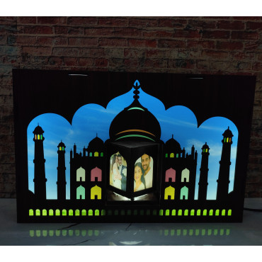 Taj Mahal With Photo Lamp