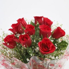 10 Exotic Red Roses Bouquet