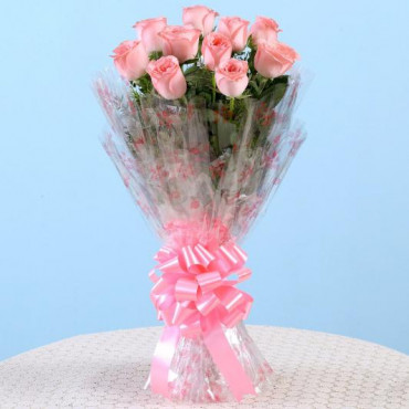 10 Pink Roses Charming Bouquet