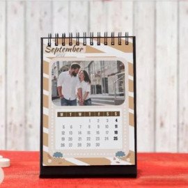 Black 2022 Desk Calendar