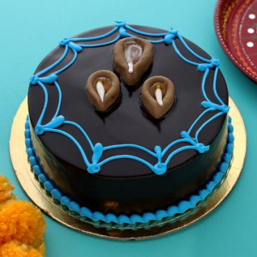 Attractive Diyas Chocolate Cake