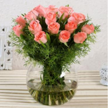 Beautiful Pink Roses Glass Vase Arrangement