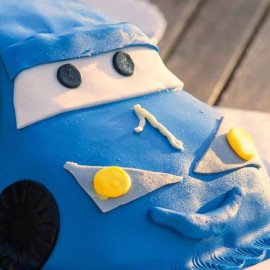 Blue Lightning Mcqueen Truffle Cake
