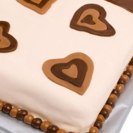 Bow & Hearts Fondant Cake