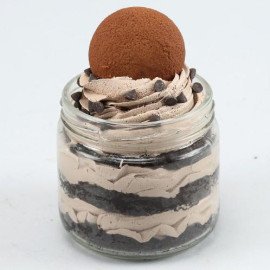 Choco Chip Dark Fantasy Cream Cake Jar