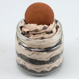 Choco Chip Dark Fantasy Cream Cake Jar