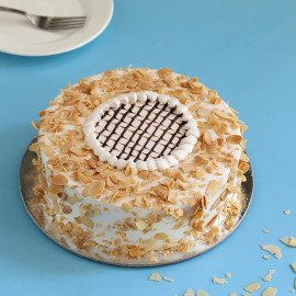 Classic Almond Cake
