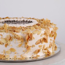 Classic Almond Cake