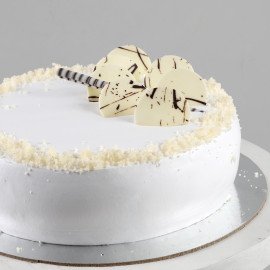 Classic Vanilla Cream Cake