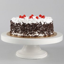 Cream & Cherry Black Forest Cake