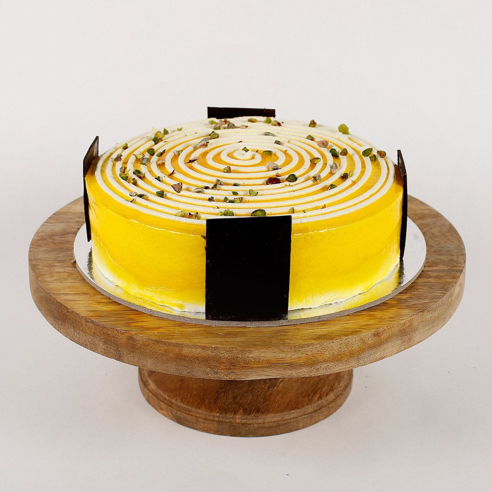 Cream Circle Cake