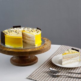 Cream Circle Cake