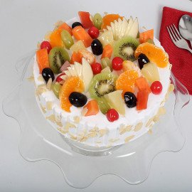 Creamy Vanilla Fruit Cake