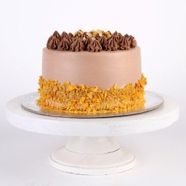 Crunchy Almond Flakes Cake