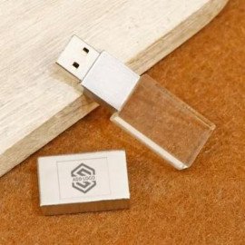 Crystal Pendrive 16GB - Customize With Logo