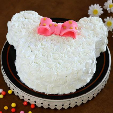 Cute Minnie Mouse Chocolate Cake