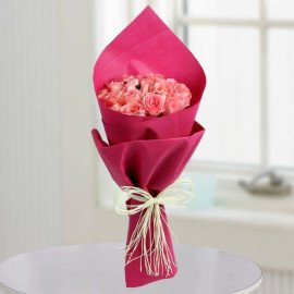 Cute Pink Roses Bunch