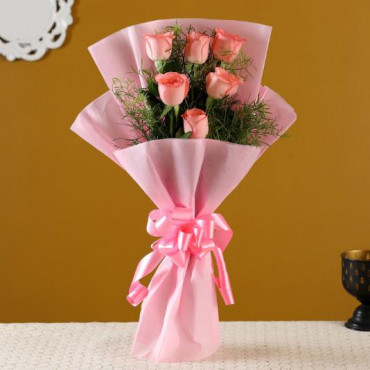 Delicate Love Pink Roses Bunch