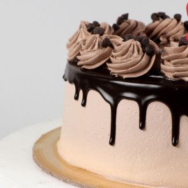Dripping Design Fondant Chocolate Cake