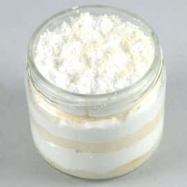 Elegant Vanilla Cream Cake Jar