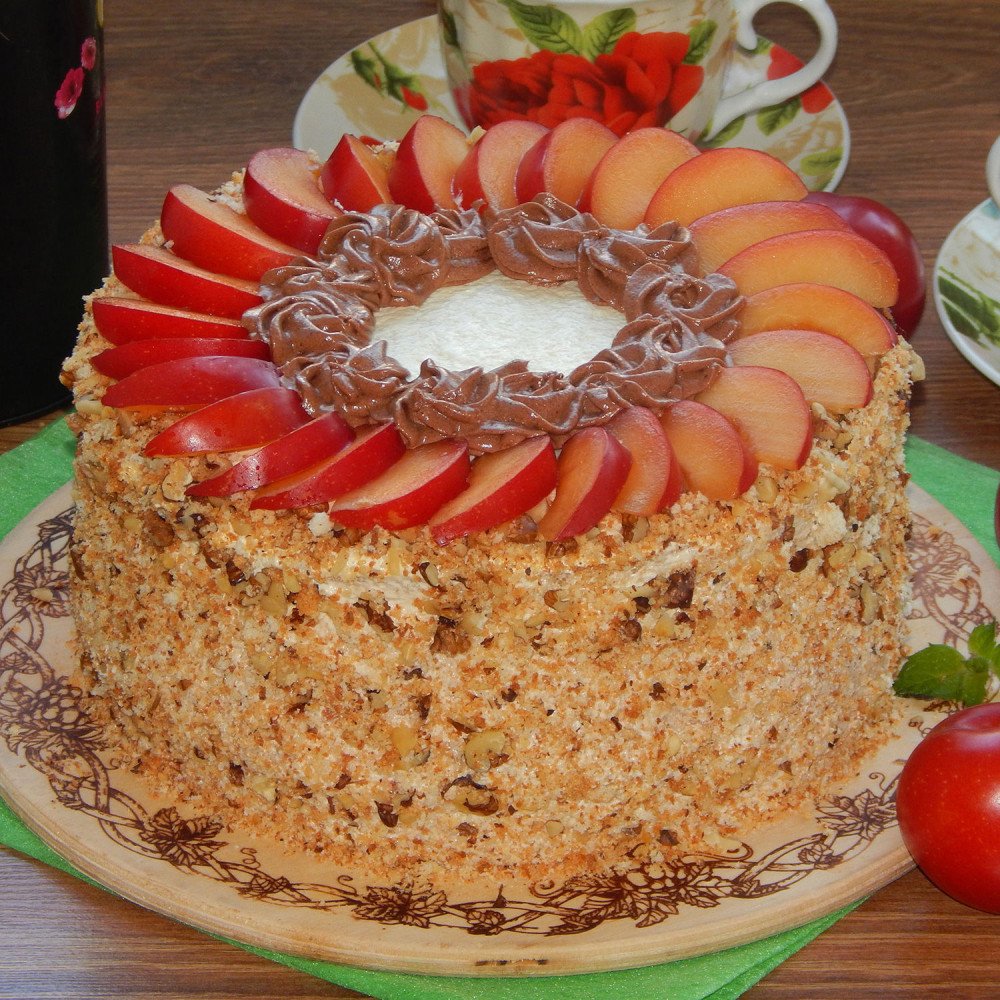 Fruit Walnut Designer Cake