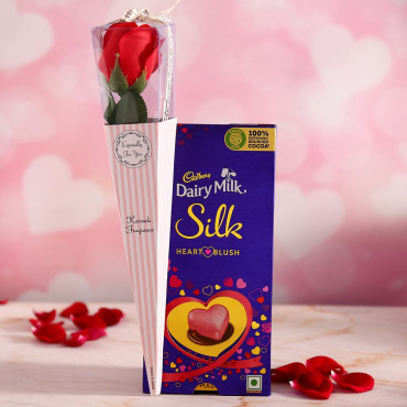 Cadbury Silk Chocolate Bar with Red Rose