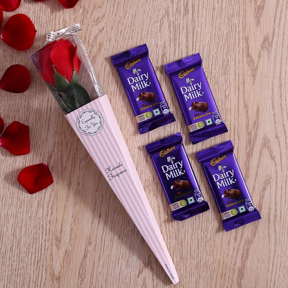 Cadbury Dairy Milk chocolate Bar Set of 4 with Red Rose