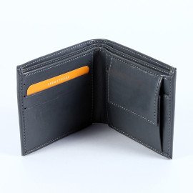 Personalised wallet