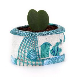 Love Plant in sea Love Planter