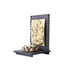 Vamamukhi Ganesha idol With Wooden Base and T light Holder