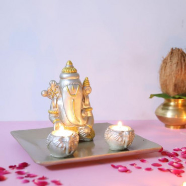 Ganesha in a Wooden Tray