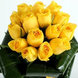 Gleams Of Sunshine Bouquet