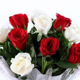 Graceful 10 White Red Roses Bouquet