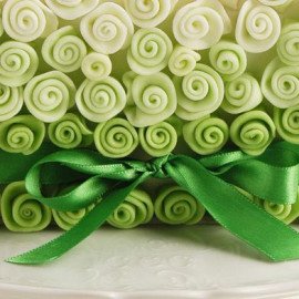 Green Bow & Roses Cake