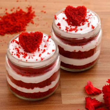 Heart Red Velvet Cake Jar