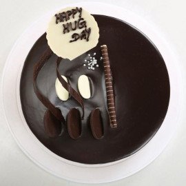 Hug Day Chocolate Cake