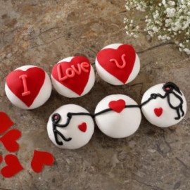 I Love You Fondant Chocolate Cup Cakes