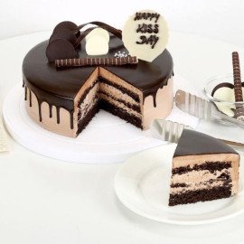 Kiss Day Chocolate Cake