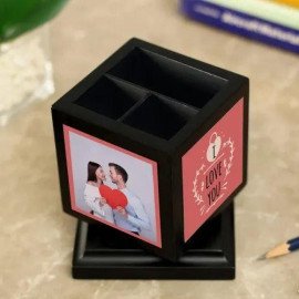 Personalized Rotating Pen Stand