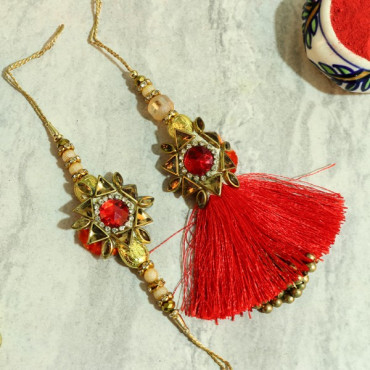 Pretty Designer Rakhi For Bhaiya Bhabhi