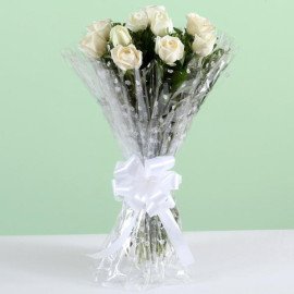 Pure Elegance 10 White Roses Bunch