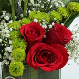 Red Roses Love Arrangement