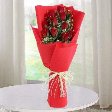Romantic 10 Red Roses Bunch