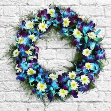 Serene Flower Wreath