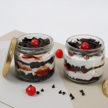 Set of 2 Sizzling Black Forest Jar Cake