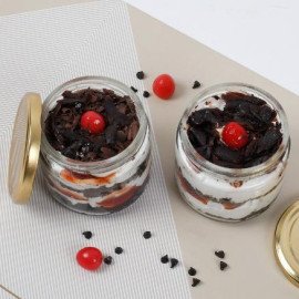 Set of 2 Sizzling Black Forest Jar Cake